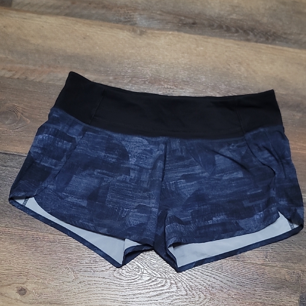 Lululemon Athletica Black and Dark Blue Patterned Shorts